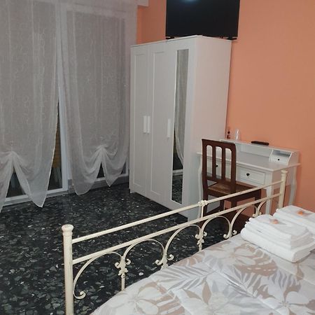 Andrea Affittacamere E B&B Solignano Nuovo Luaran gambar
