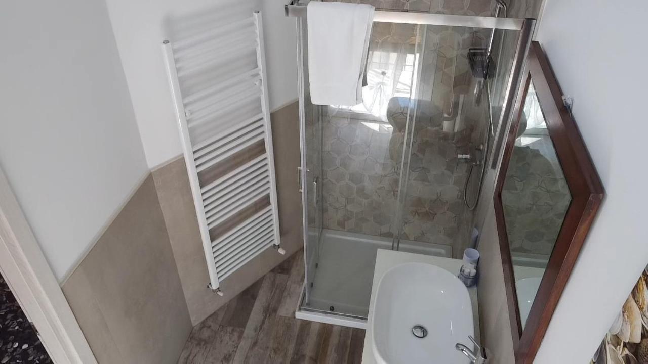 Andrea Affittacamere E B&B Solignano Nuovo Luaran gambar