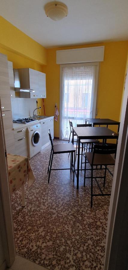 Andrea Affittacamere E B&B Solignano Nuovo Luaran gambar